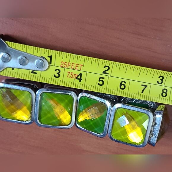 Art Deco Green and Yellow Stretch Elastic Cuff Bracelet. - Picture 3 of 3